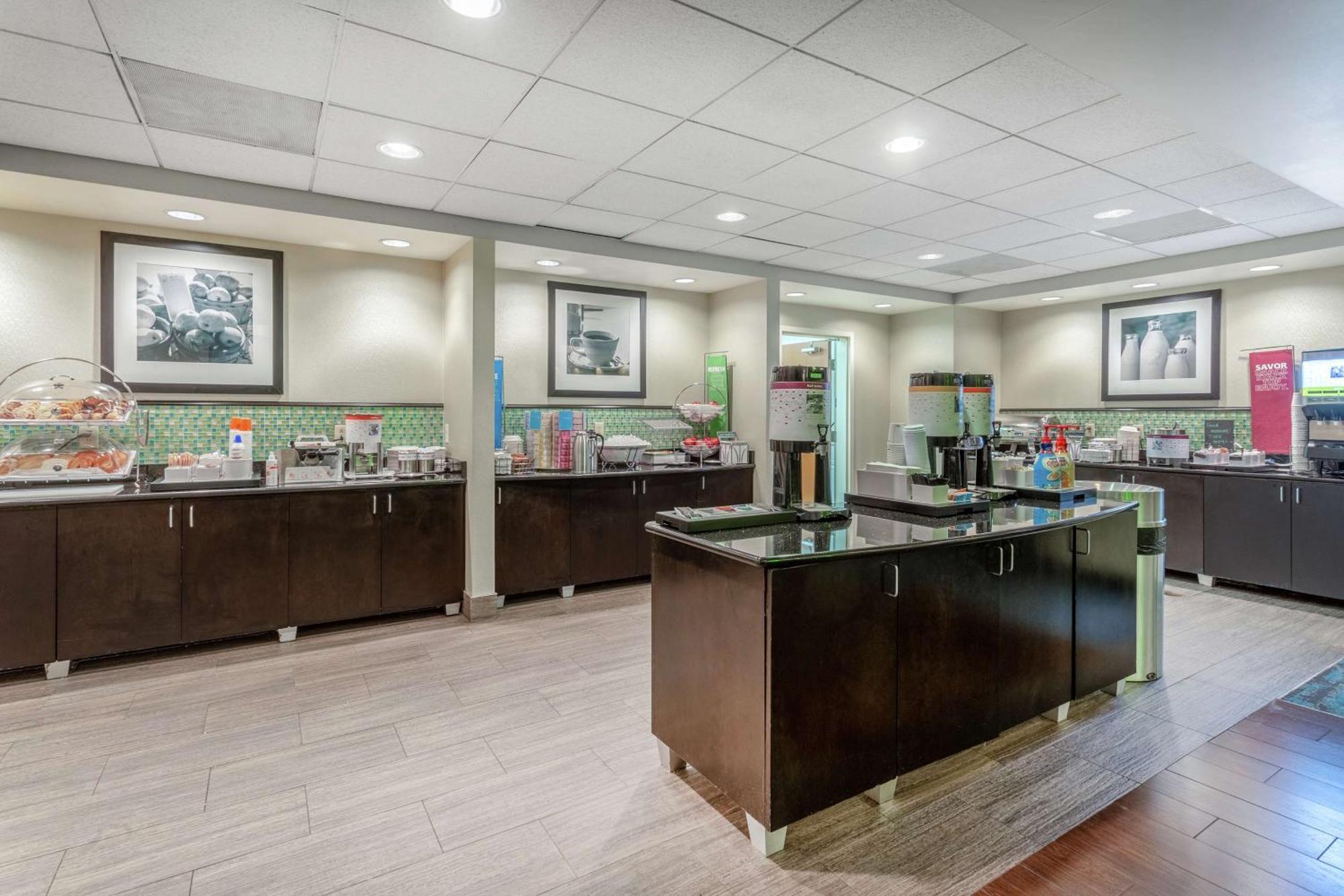 Hampton Inn Richmond - South Bagian luar foto